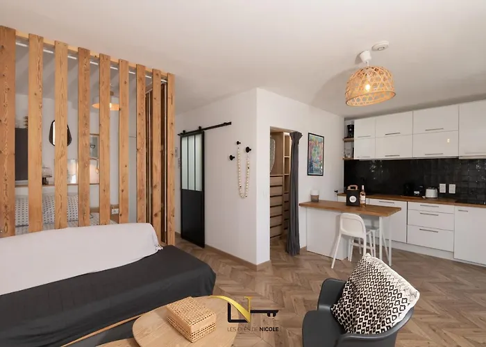 Magnifique petit cocon bord de mer- Lesclesdenicole